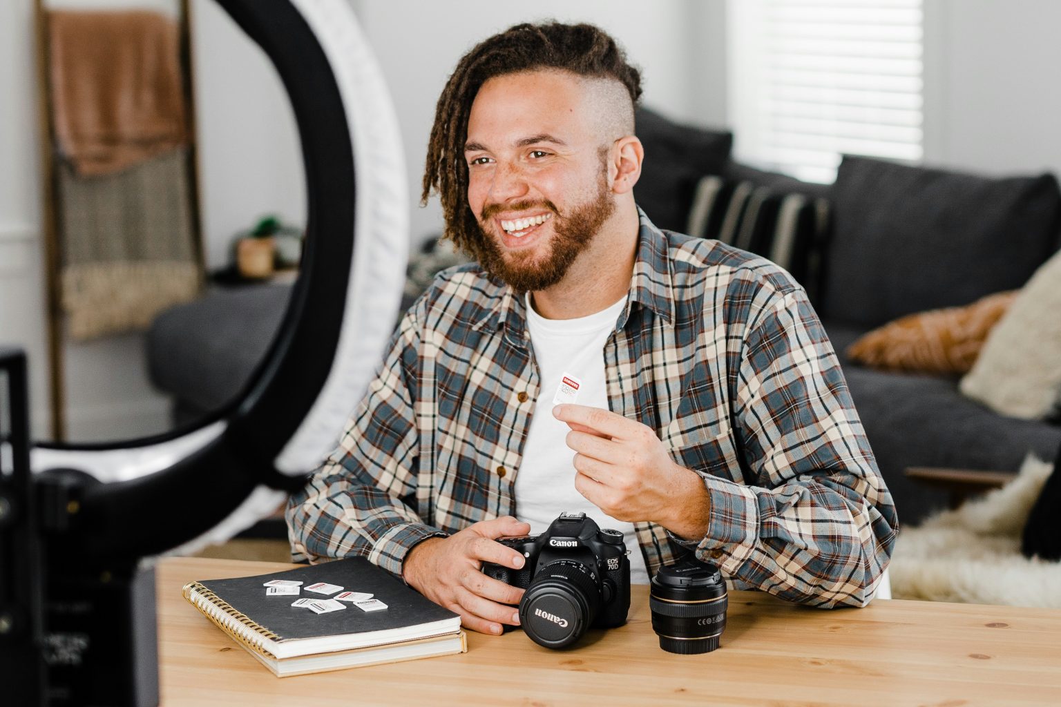 How to Structure a 30-Second Amazon Affiliate Video Script That Converts: The ACE Framework